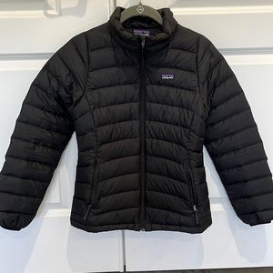 Girl’s Lightweight Patagonia Jacket